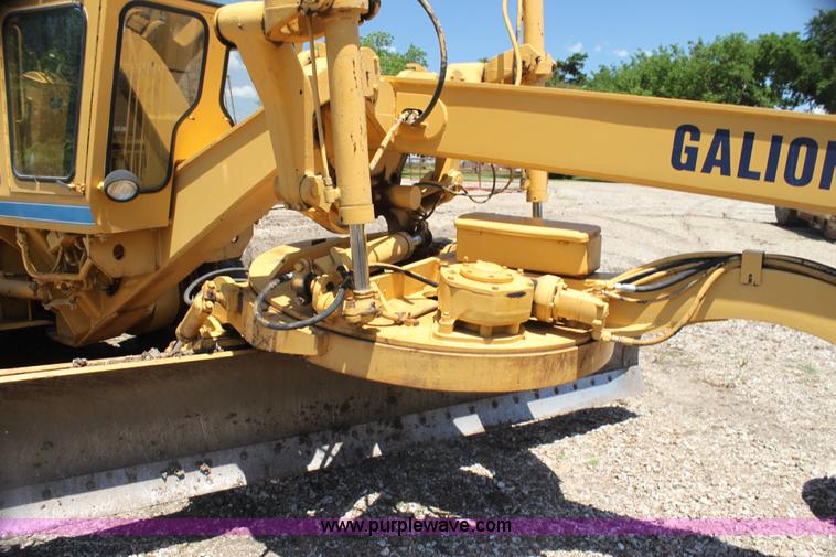 image for item H7466 1980 Galion A550 articulated motor grader