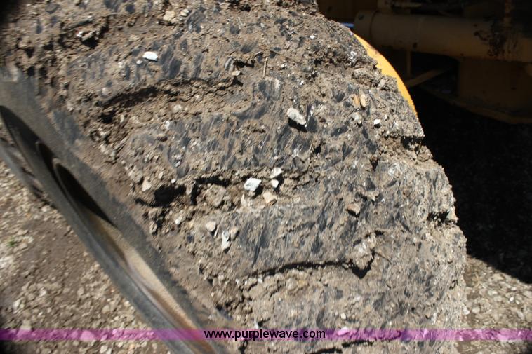 image for item H7466 1980 Galion A550 articulated motor grader