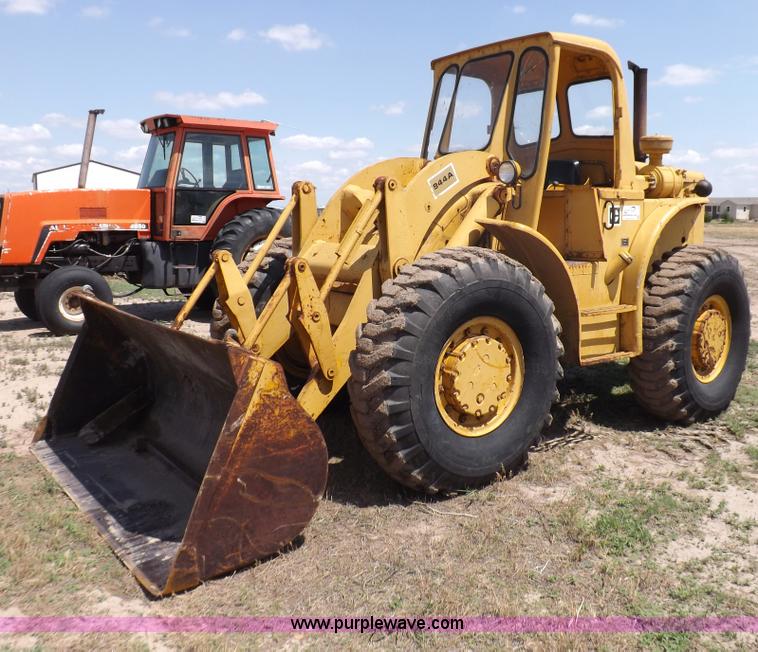 image for item I7724 1964 Caterpillar 944A wheel loader