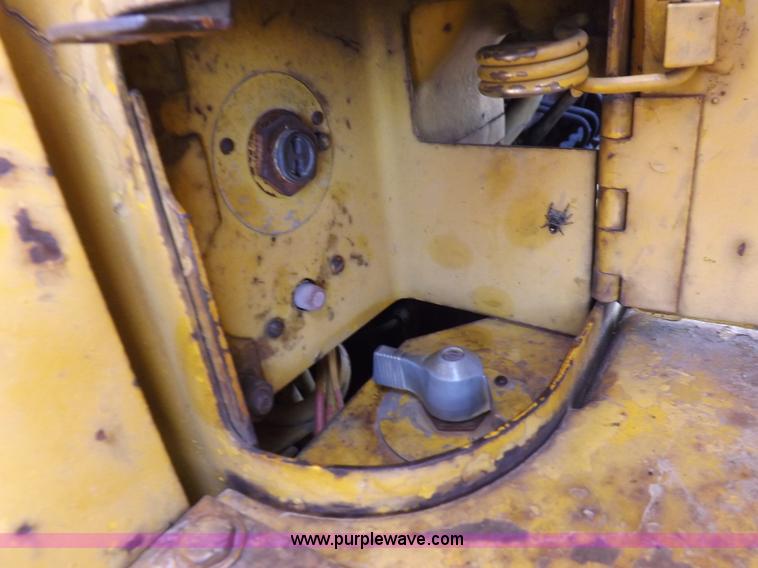image for item I7724 1964 Caterpillar 944A wheel loader