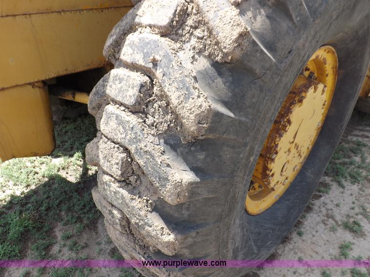 image for item I7724 1964 Caterpillar 944A wheel loader