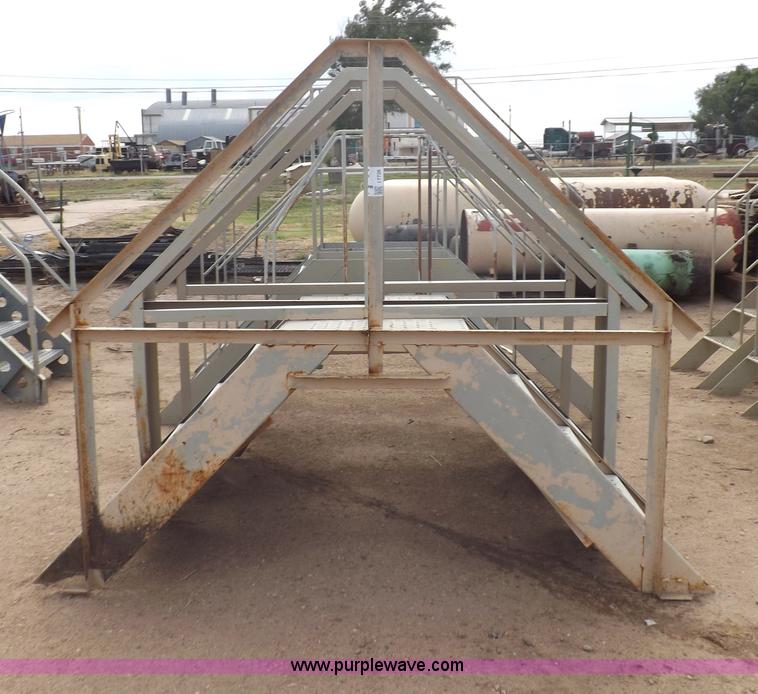 image for item I7726 (5) containment dike crossover steps