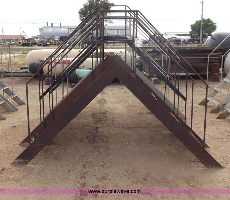 image for item I7727 (5) containment dike crossover steps