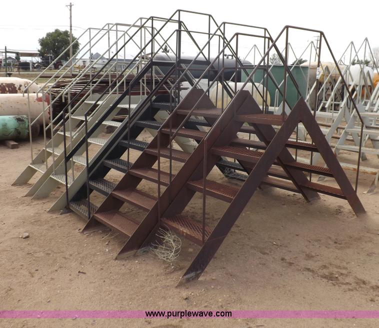 image for item I7727 (5) containment dike crossover steps