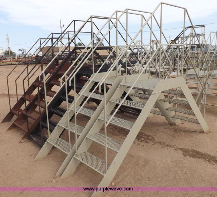 image for item I7727 (5) containment dike crossover steps