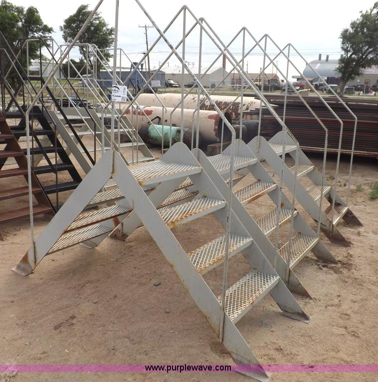 image for item I7728 (3) containment dike steps