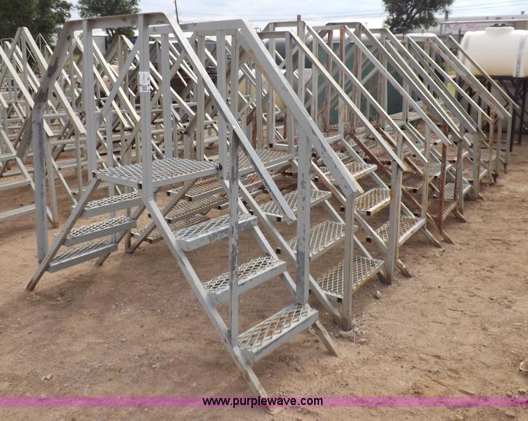 image for item I7731 (7) containment dike crossover steps