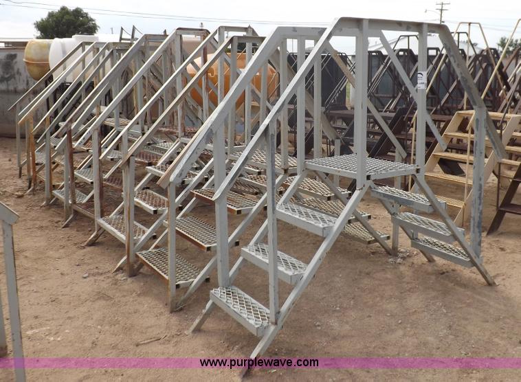 image for item I7731 (7) containment dike crossover steps