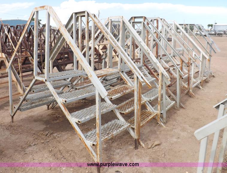 image for item I7731 (7) containment dike crossover steps