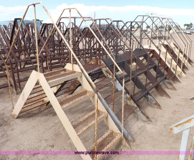 image for item I7732 (10) containment dike crossover steps