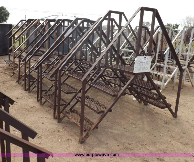 image for item I7734 (7) containment dike crossover steps