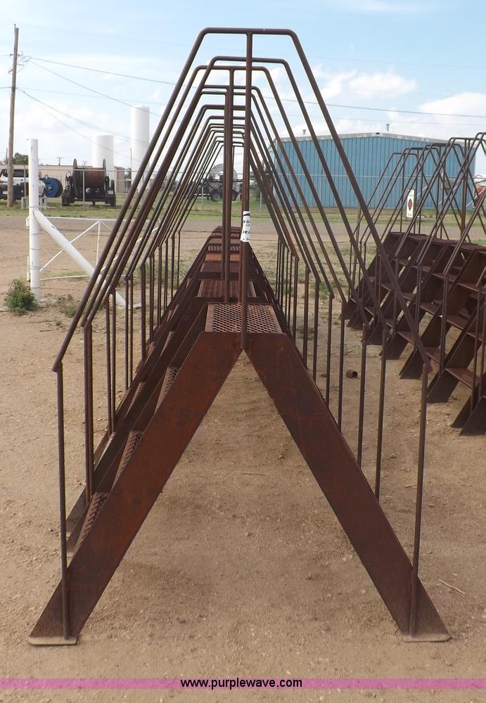 image for item I7737 (9) containment dike crossover steps