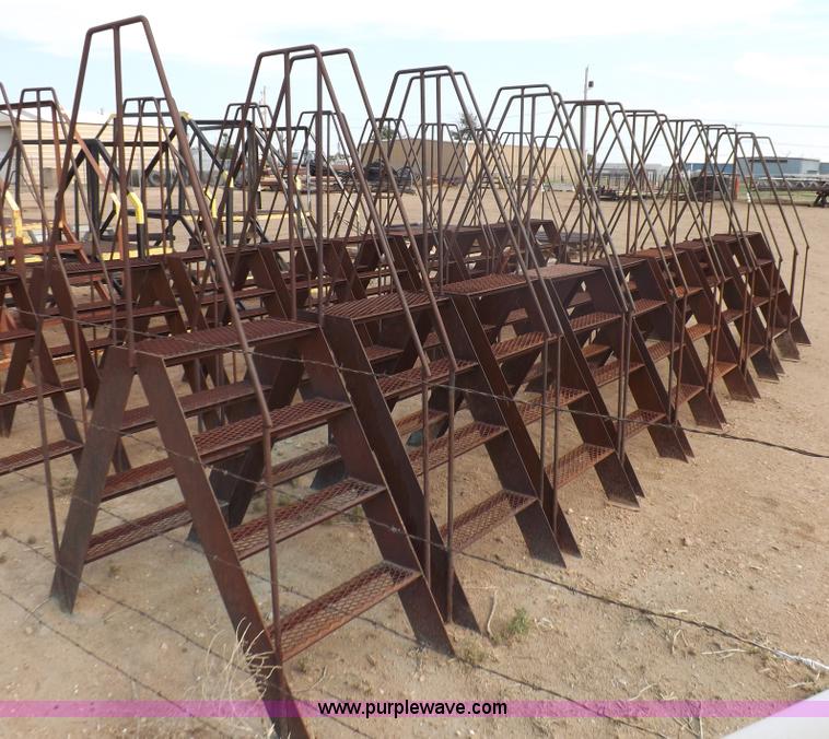 image for item I7737 (9) containment dike crossover steps