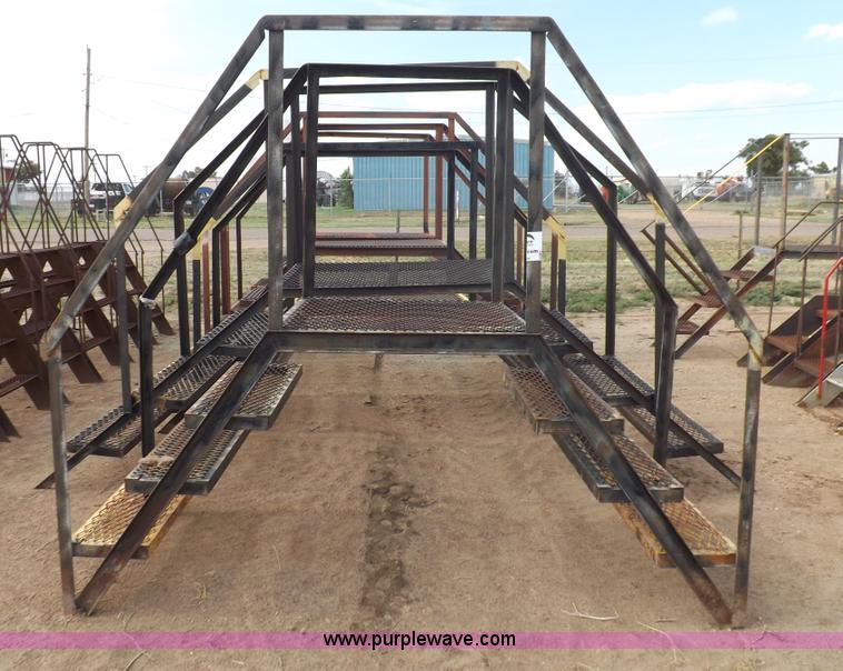 image for item I7739 (5) containment dike crossover steps