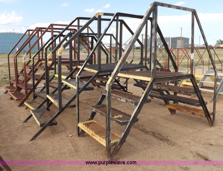 image for item I7739 (5) containment dike crossover steps