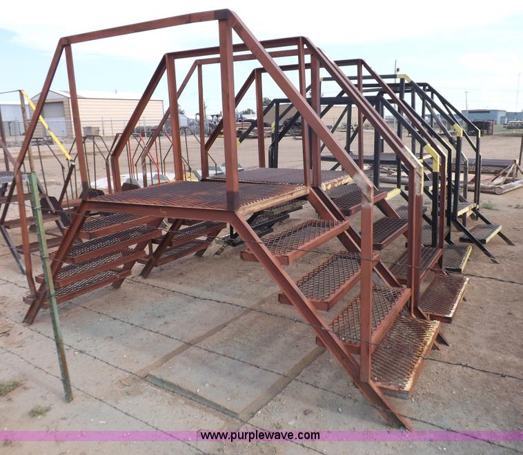 image for item I7739 (5) containment dike crossover steps