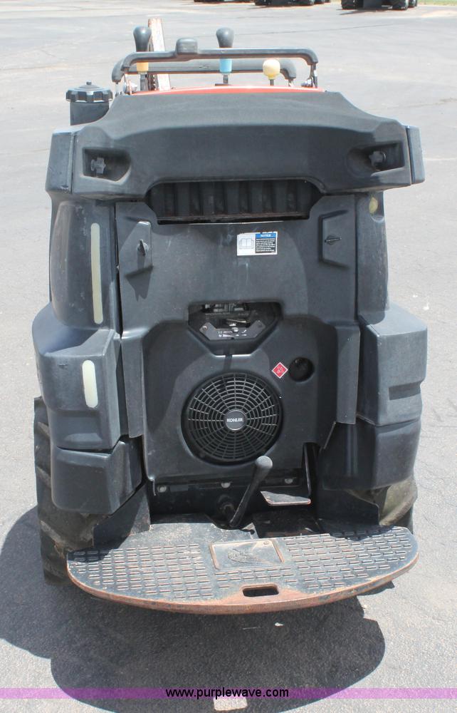 image for item T9066 2009 Ditch Witch R230 trencher