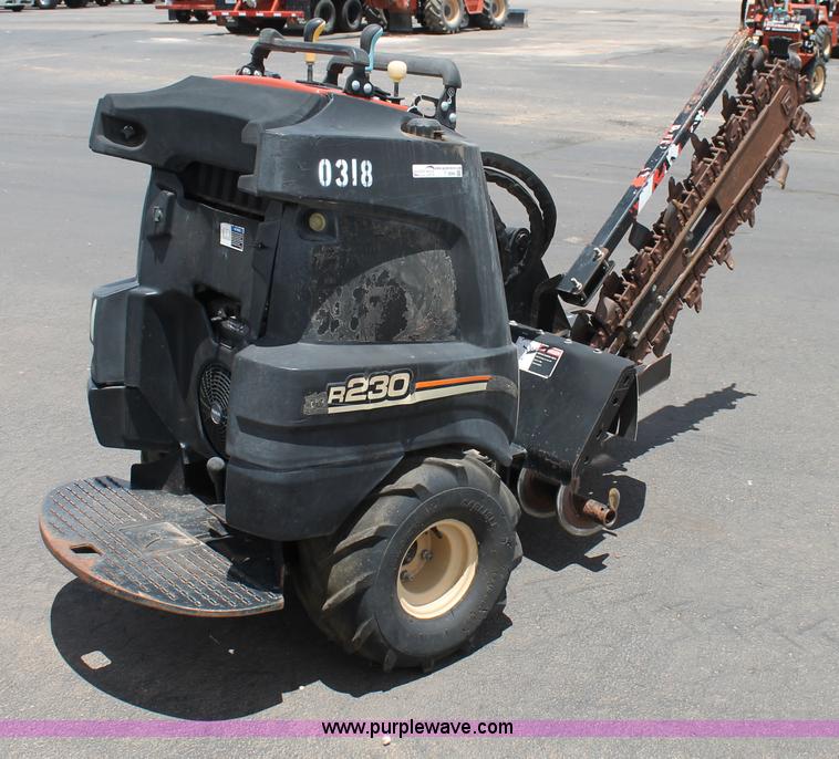 image for item T9066 2009 Ditch Witch R230 trencher