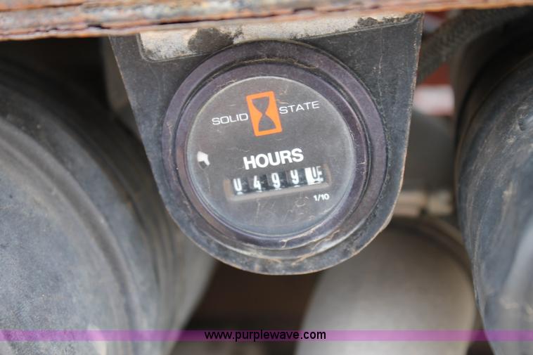 image for item T9066 2009 Ditch Witch R230 trencher