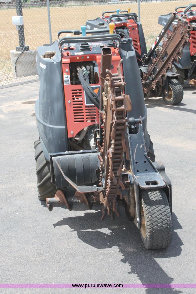 image for item T9067 2009 Ditch Witch R230 trencher