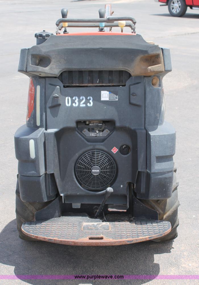 image for item T9067 2009 Ditch Witch R230 trencher