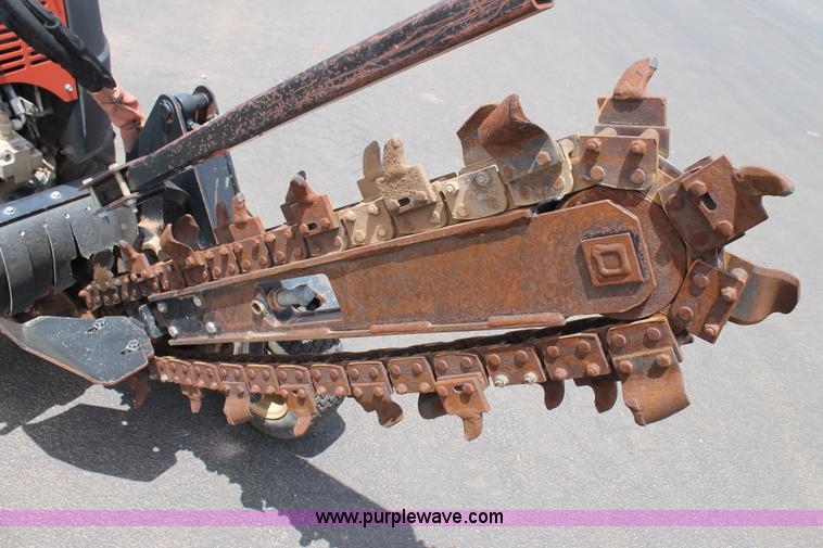 image for item T9067 2009 Ditch Witch R230 trencher