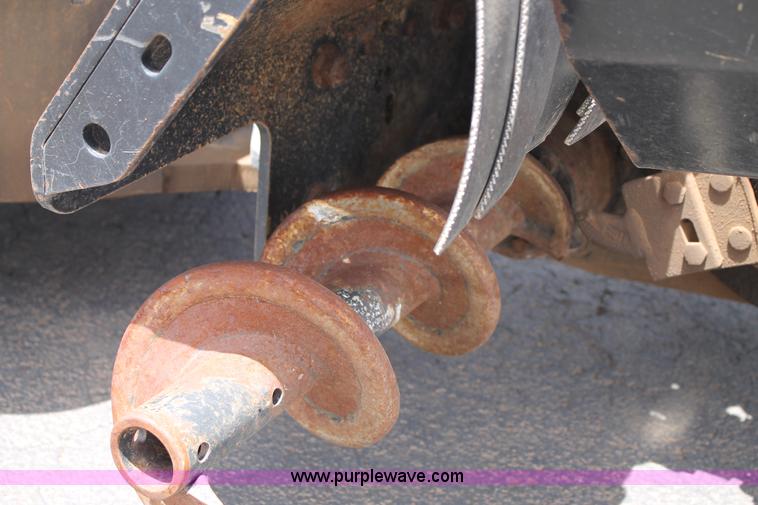 image for item T9067 2009 Ditch Witch R230 trencher