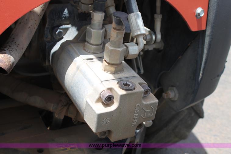 image for item T9067 2009 Ditch Witch R230 trencher