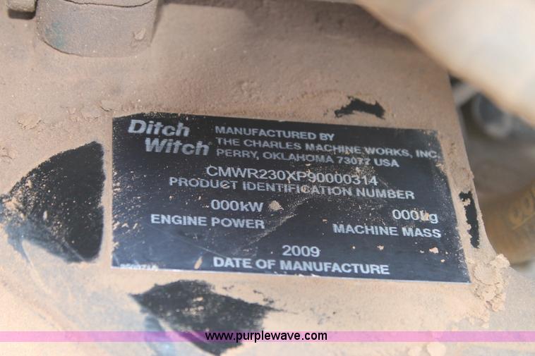image for item T9067 2009 Ditch Witch R230 trencher