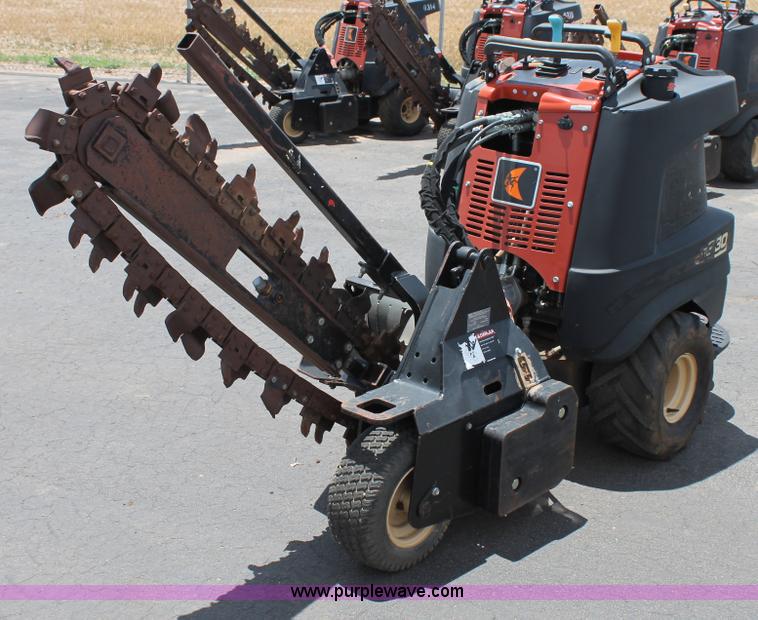 image for item T9068 2008 Ditch Witch R230 trencher