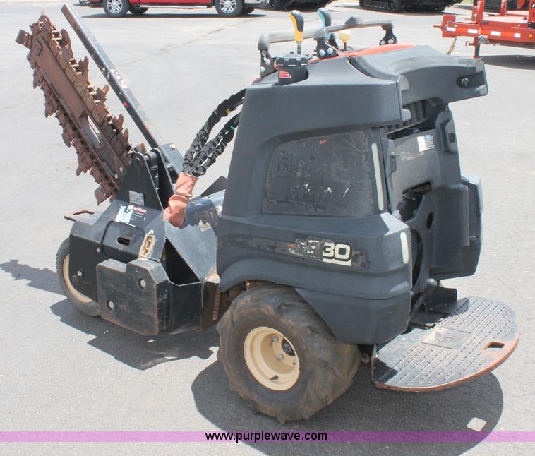 image for item T9068 2008 Ditch Witch R230 trencher