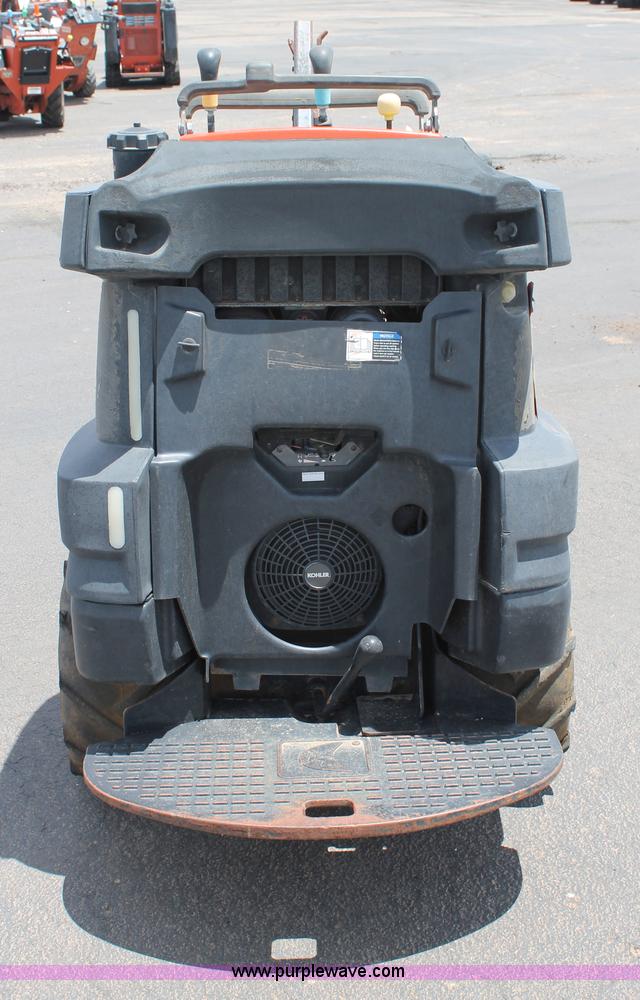 image for item T9068 2008 Ditch Witch R230 trencher