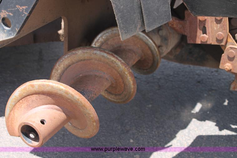 image for item T9068 2008 Ditch Witch R230 trencher