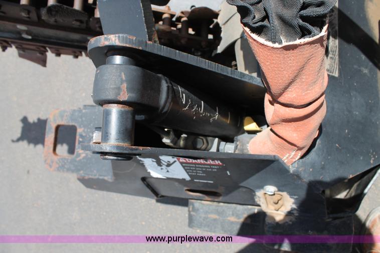image for item T9068 2008 Ditch Witch R230 trencher