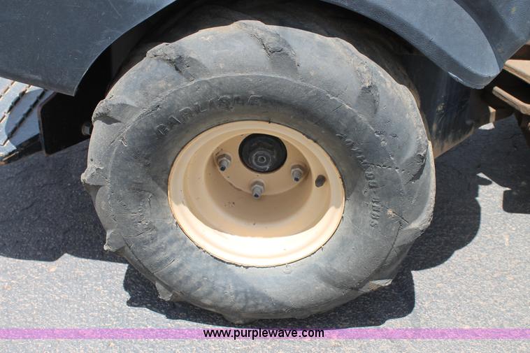 image for item T9069 2009 Ditch Witch R230 trencher