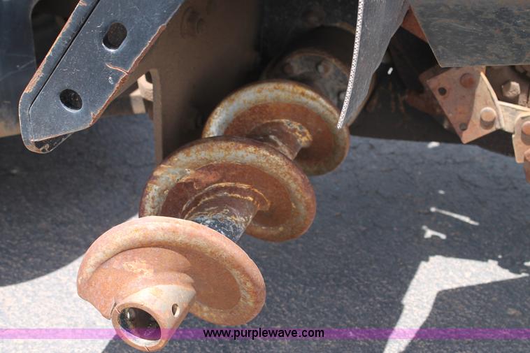 image for item T9069 2009 Ditch Witch R230 trencher