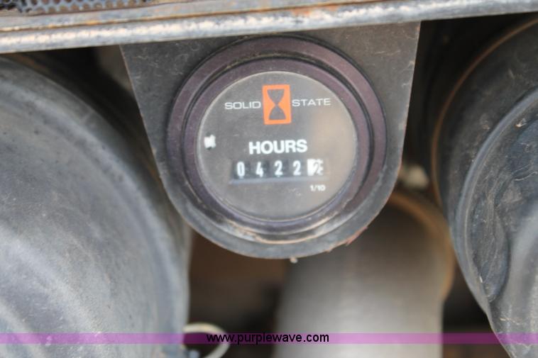 image for item T9069 2009 Ditch Witch R230 trencher