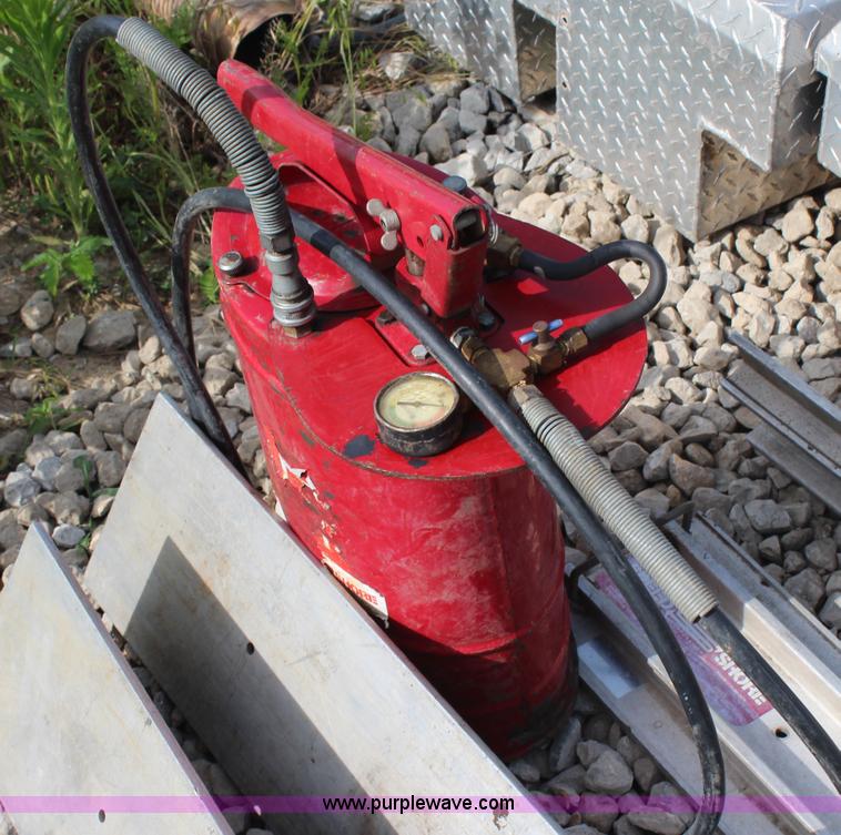 image for item X9258 (4) speed shore trench supports