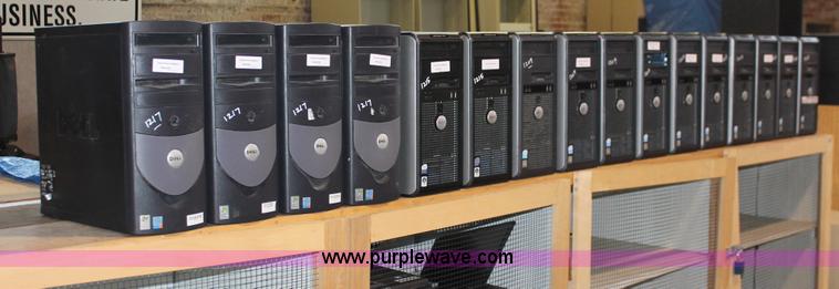 image for item AV9186 (16) assorted Dell computers