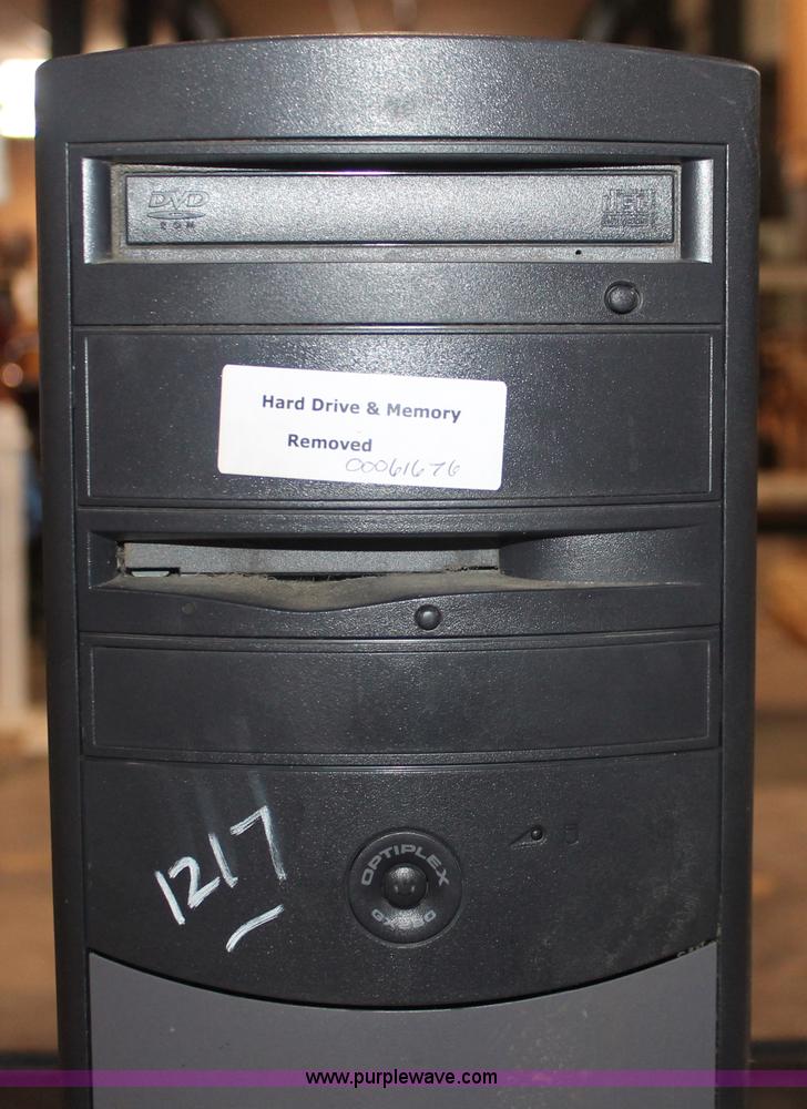 image for item AV9186 (16) assorted Dell computers