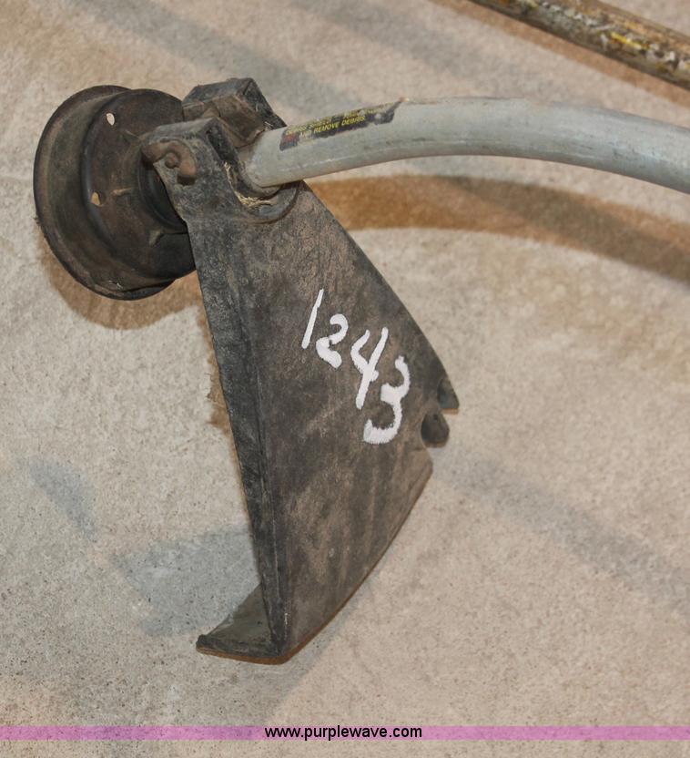 image for item AV9190 (5) assorted string trimmers