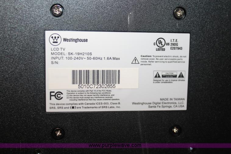 image for item AV9206 Assorted office supplies