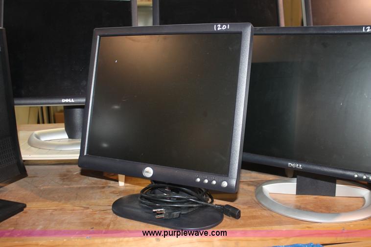 image for item AV9206 Assorted office supplies