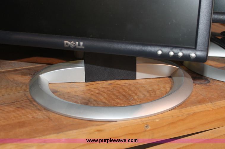 image for item AV9206 Assorted office supplies