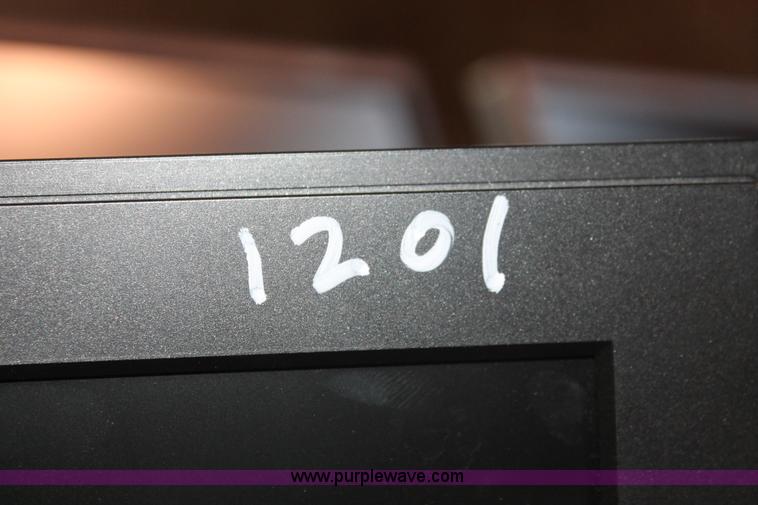 image for item AV9206 Assorted office supplies