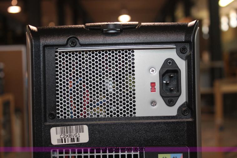 image for item AV9210 (6) assorted Dell computers