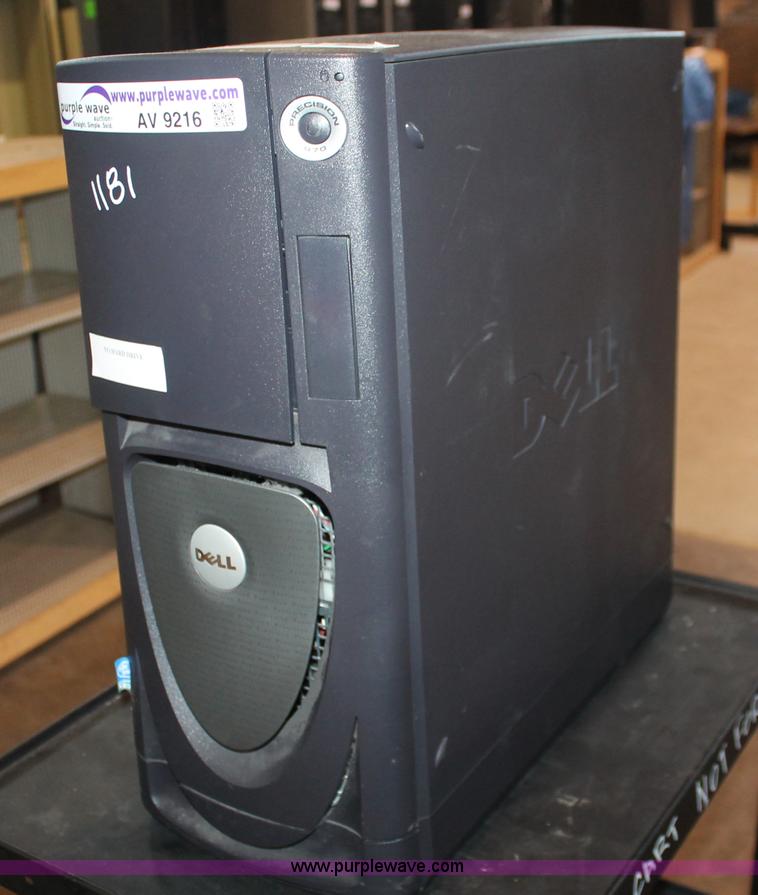 image for item AV9216 (10) Dell Precision 670 workstations