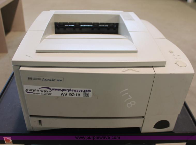 image for item AV9218 Assorted electronics