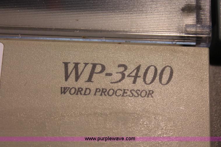 image for item AV9218 Assorted electronics