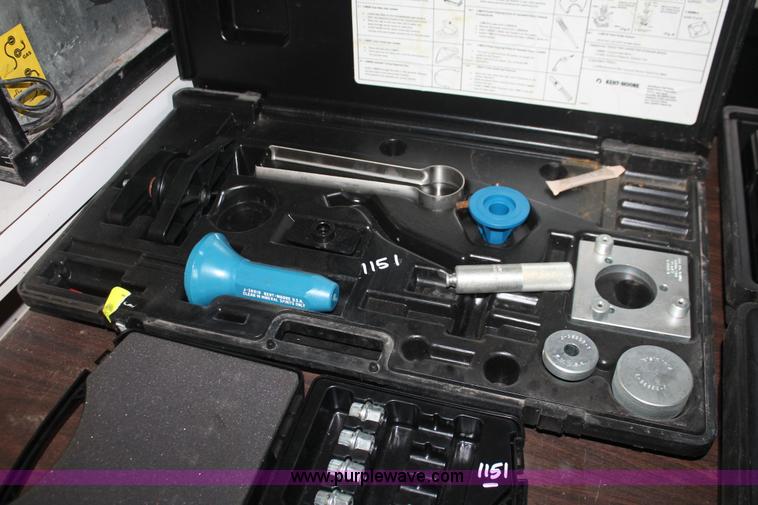 image for item AV9232 Kent Moore SPX 6.6 L diesel engine service tool kit